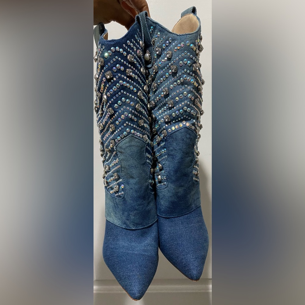 AZALEA WANG ( LEAVE IT ALL BEHIND STILETTO BOOTIE) Sold out Online!! - Picture 7 of 12